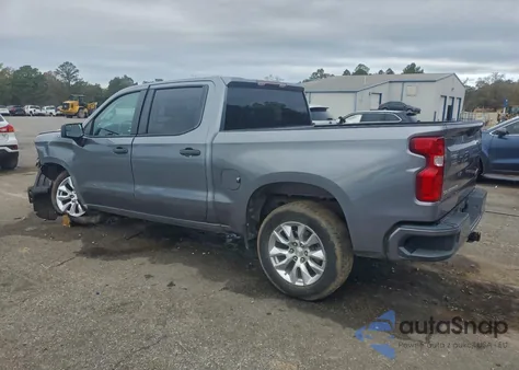 2021 Chevrolet Silverado C1500 Custom z USA, uszkodzony, nr VIN 1GCPWBEK7MZ222717